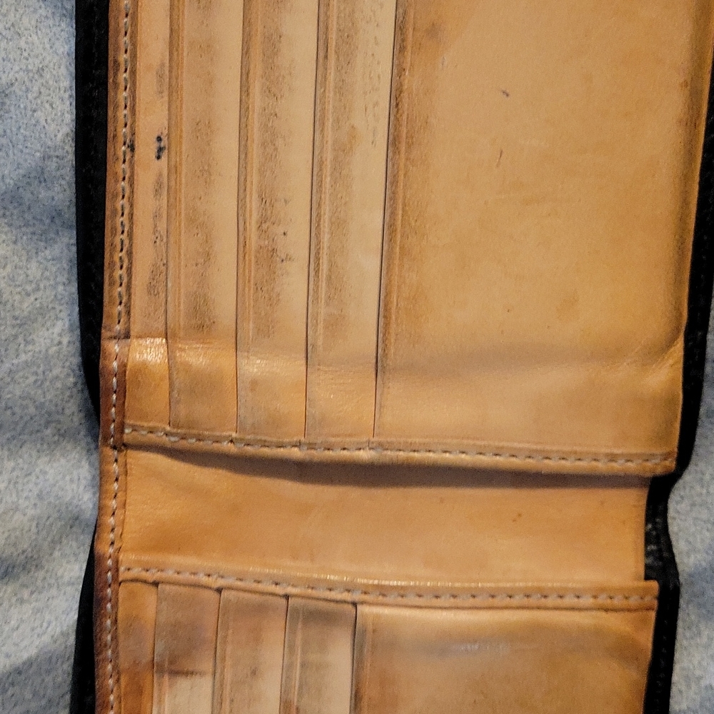 Coach Wallet - Picture 5 of 7